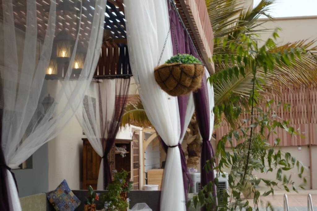 B-Lbait Yanbu Villa Garden Dış mekan fotoğraf